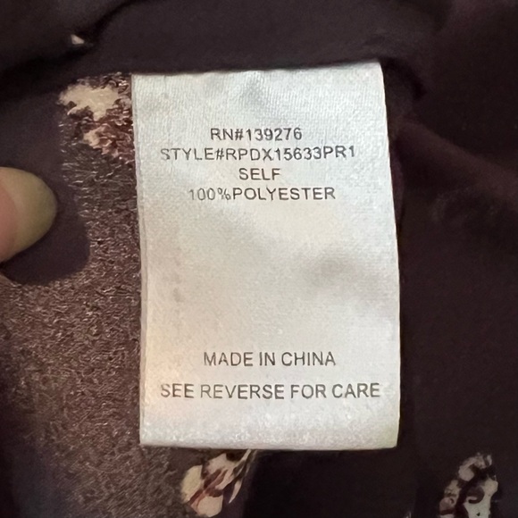 Daniel Rainn Navy Multicolor Floral Blouse - Size 1X - Picture 8 of 9